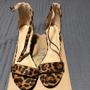 Leopard kitten heel 7.5